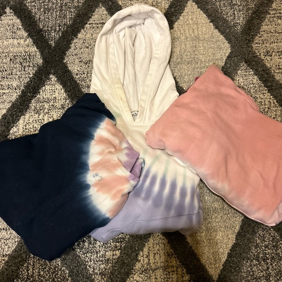 Wildfox Tops - 🛍️TIE DYE HOODIE BUNDLE🛍️